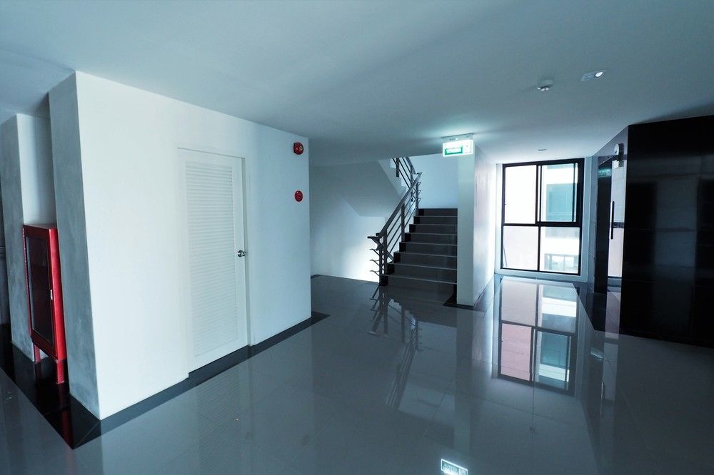 The Pixel Places Nonthaburi Exterior photo