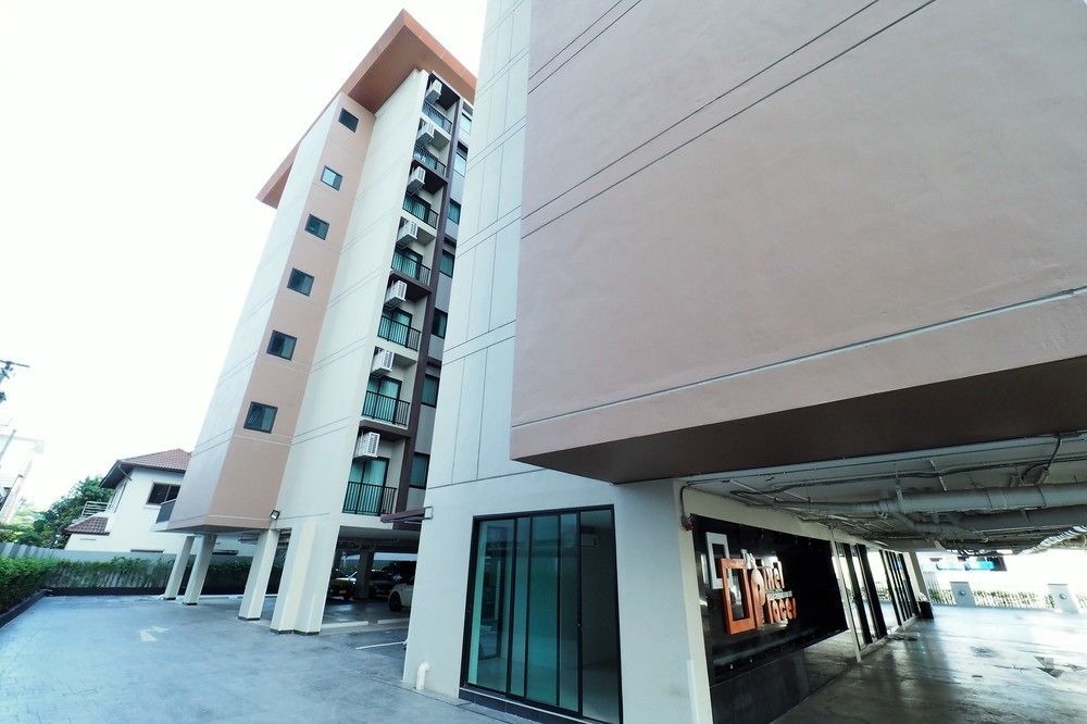 The Pixel Places Nonthaburi Exterior photo